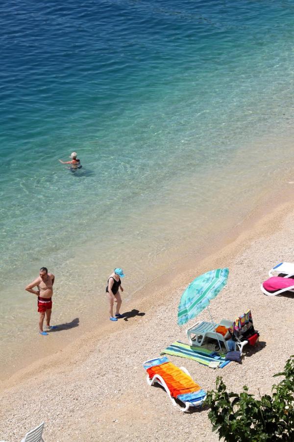 Apartments By The Sea Drasnice, Makarska - 5265 Kültér fotó