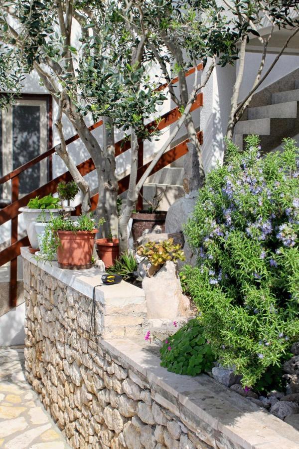 Apartments By The Sea Drasnice, Makarska - 5265 Kültér fotó
